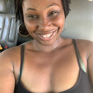 Meet your Posher, Shanta